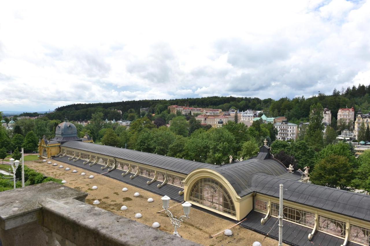Kolonada Luxury 3 Bedroom Apartment Manes Марианске-Лазне Экстерьер фото